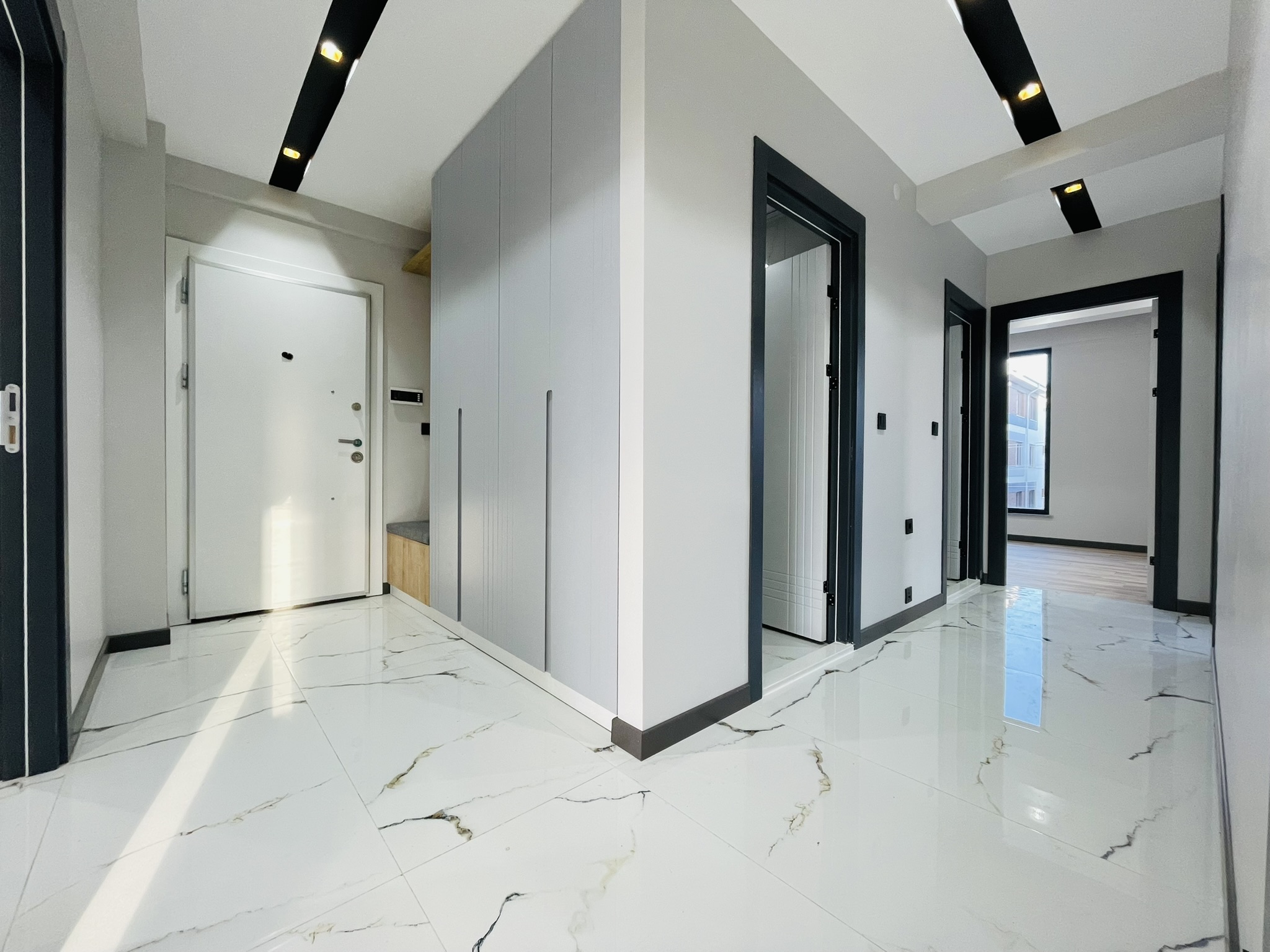 BATIKENT SINIRI 165 M² 3+1 LÜKS DAİRELER